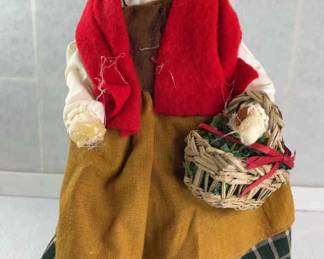 Byers Choice  2005 Lady with Basket and Waissail Pot