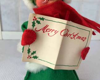 Annalee Dolls A Caroling Girl