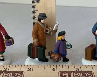 Dept 56 Going Home For The Holidays Figures
