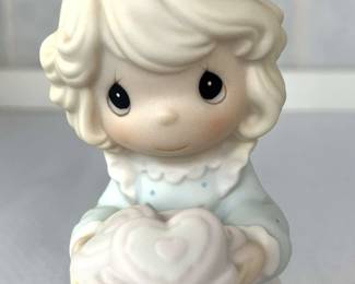 Precious Moments Youre the Sweetest Cookie in the Batch 1995 Membership Symbol