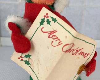 Annalee Dolls Caroling Girl