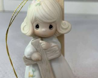 Precious Moments I Believe in the Old Rugged Cross