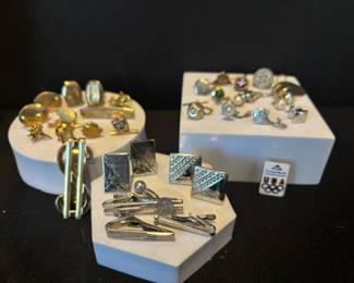 Cufflinks And Tie Clips And Pins