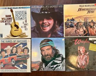 Great collection of country records Willie Nelson, Waylon Jennings, Hank Williams Jr