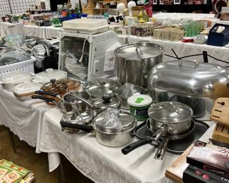 Cookware
Magnetite Roaster is available for presale 