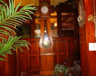 Now THIS is a "Wag-On-Wall" Clock.it's a Repeater and Has Enormous Weighs. Has Retained It's Roiginal Decorated Pine Body. Keeps Good Time!