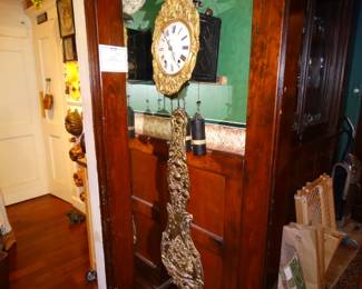 When they Say "Wag-On-Wall" clock This is What you Probably Get. There's a Fellow in South Texas actuall y puts in a Quartz Movements