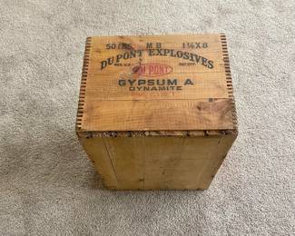 DuPont Explosives Box