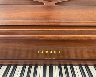 Yamaha Piano