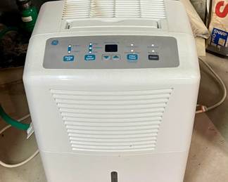 Dehumidifier 