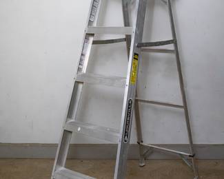 AS2106 Louisville 6 ft 250 lb Ladder