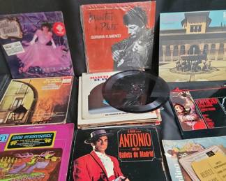 Lot # : 433 - Box of LP records
