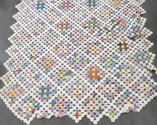Lot # : 148 - Vintage patchwork quilt

