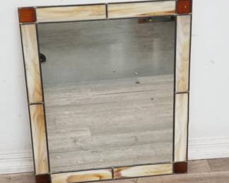 Lot # : 211 - Leaded glass mirror
