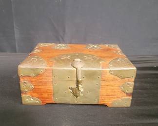 Lot # : 287 - Vintage Asian marked wood and brass jewelry box
