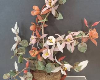 Lot # : 203s - Vintage Chinese jade glass bosani tree.
