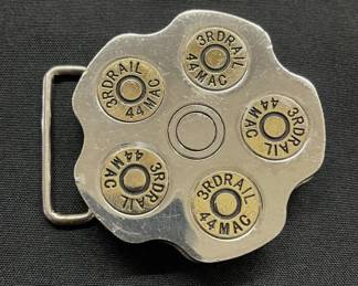 Lot # : 423v - Stainless steel 44 Mag revolver belt buckle
