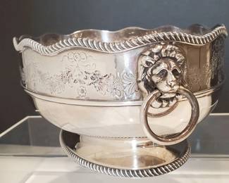Lot # : 301s - Antique English silver plate bowl by Barker Ellis
