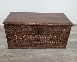Lot # : 325 - Antique mother-of-pearl-inlaid blanket chest
