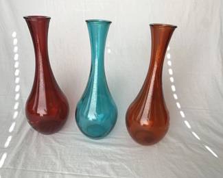 Lot # : 285f - 3 glass decanters made in Spain
