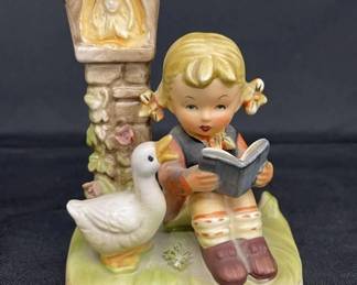 Lot # : 451v - Vintage Erich Stauffer figurine
