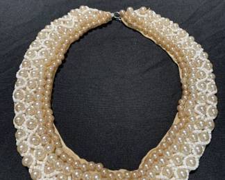 Lot # : 80f - Antique pearl necklace
