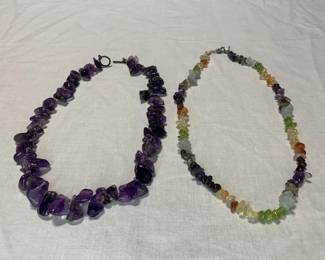 Lot # : 306f - Amethyst necklace and mixed mineral
