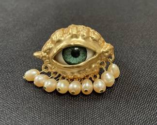 Lot # : 405v - Abstract eye ring
