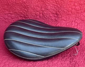 Lot # : 387z - Vintage La Rosa Haley Davidson leather seat
