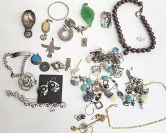 Lot # : 459 - Group of costume jewelry

