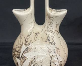 Lot # : 455v - Southwestern ceramic pottery
