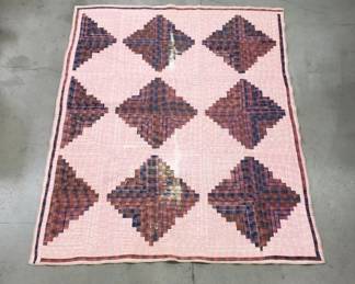 Lot # : 145 - Vintage patchwork quilt

