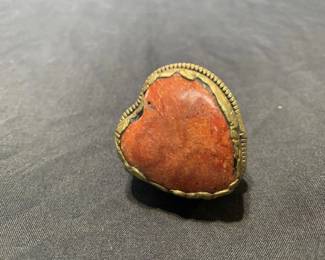 Lot # : 35f - Vintage Tibetan statement ring with marble
