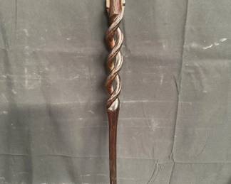 Lot # : 284 - Carved serpent walking stick

