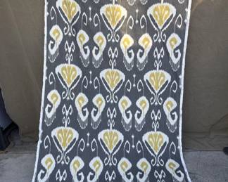 Lot # : 207z - Large Bansuri Echo upholstery fabric
