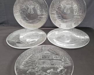Lot # : 318 - Group of embossed glass holiday serving platters

