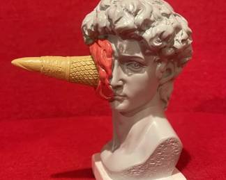 Lot # : 402v - Pop art ice cream David bust
