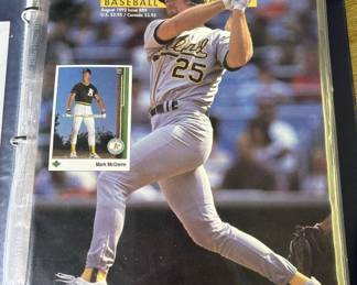 Lot # : 254z - Group of 1990's sports cards in binder
