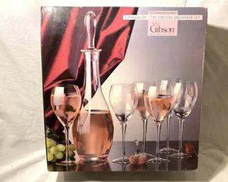 Lot # : 393f - Gibson candlelite 7 piece crystal decanter set
