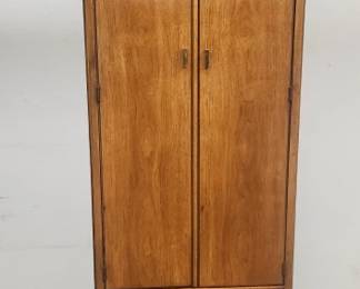Lot # : 125 - Drexel cabinet 24" x 16"x 80"
