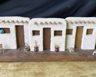 Lot # : 260z - Vintage handmade folk art pueblo facades
