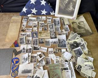 Lot # : 267z - Large group of vintage military photos
