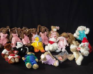 Lot # : 419 - Group of TY collectibles (20 count)
