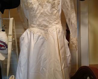 Vintage wedding dress 