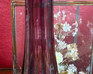 Swung glass vase