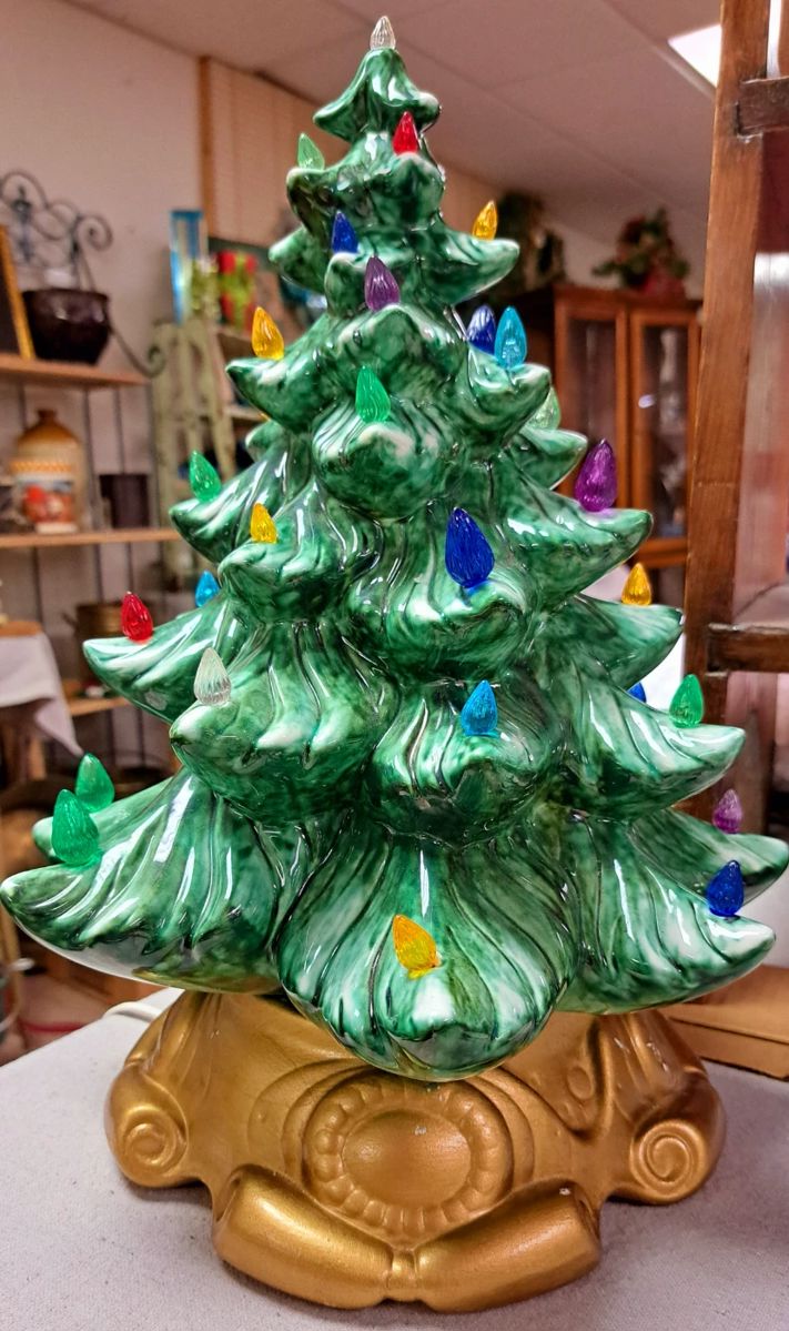 1/2 OFF SATURDAY ALL REMAINING ITEMS!!
2 Day Large Estate/ Holiday Sale!! Contents from 6 different estates/families under one roof, including Part 3 of 3 Holiday 
Sale