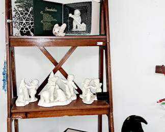 Figurines. "Snowbabies"