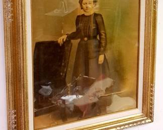 Framed photos. Instant relative