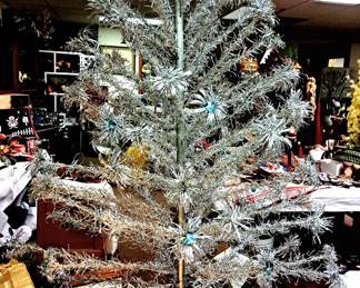 Vintage "Taper Tree" Aluminum Christmas tree w/ original box