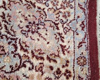 Area rugs. Wool "Kismet" area rug 5'9" x 8'9"